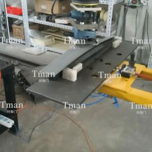 汽车B柱表面自动去漆工作站