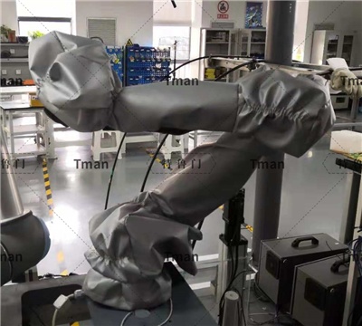 电装 VS-087 防水耐酸碱机器人防护服