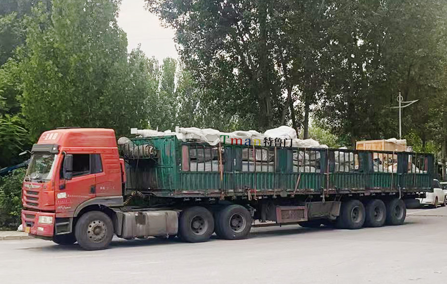 空周转箱码垛桁架机械手装车发货